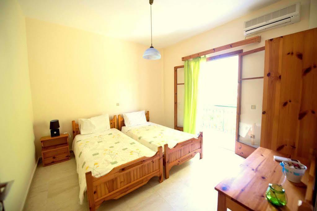 Katerina Pool Apartments Acharavi  Exterior photo